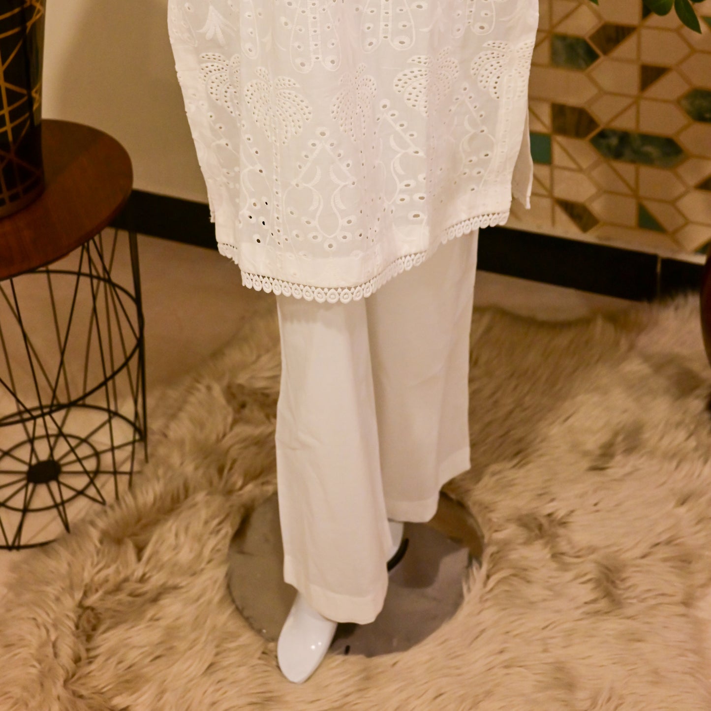 Classic White Chicken Kari Suit
